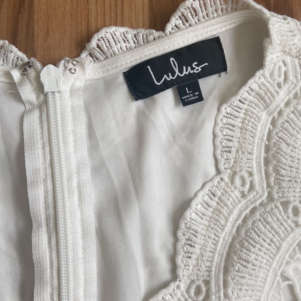 Lulu’s White dress - Picture 3 of 4